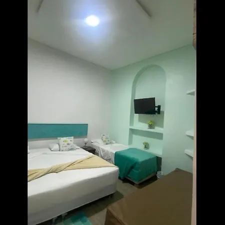 4cr-1m 4 Bedroom House In Getsemani With Air Conditioning And Wifi Cartagena