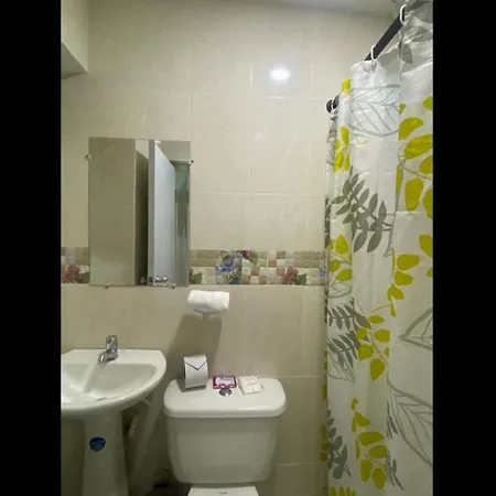4cr-1m 4 Bedroom House In Getsemani With Air Conditioning And Wifi Сasa de vacaciones