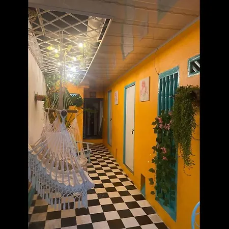 4cr-1m 4 Bedroom House In Getsemani With Air Conditioning And Wifi